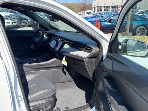 New 2026 Jeep Cherokee Limited image 26