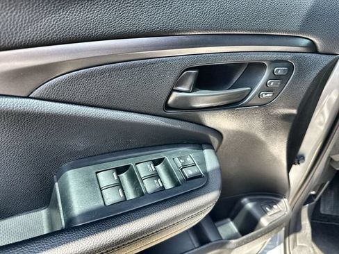 Used 2023 Honda Passport EX-L image 17