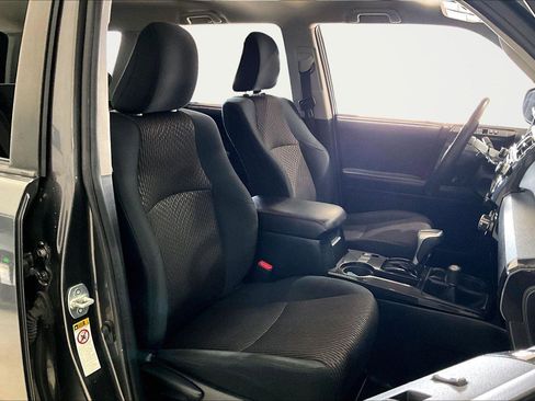 Used 2019 Toyota 4Runner TRD Off-Road image 7