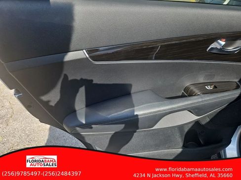 Used 2019 Kia Sorento AWD image 10