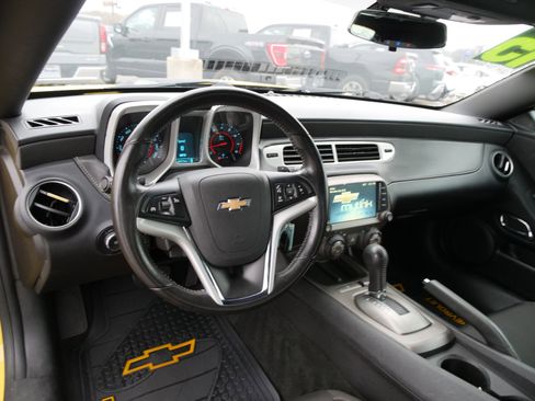 Used 2015 Chevrolet Camaro LT image 19