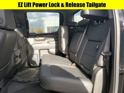 Used 2025 Chevrolet Silverado 1500 LT Trail Boss w/ Convenience Package II image 25