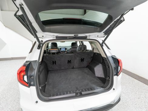 Used 2019 GMC Terrain SLT w/ Preferred Package image 33