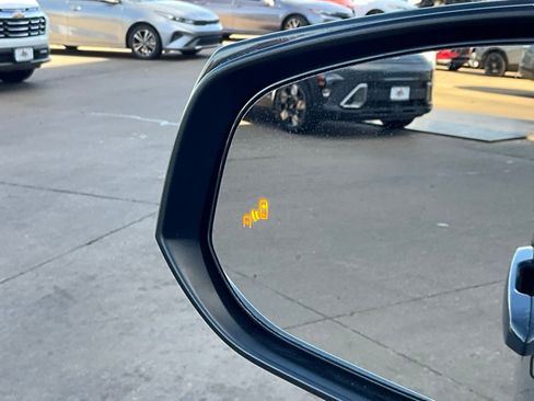 Used 2025 Toyota Grand Highlander FWD image 21