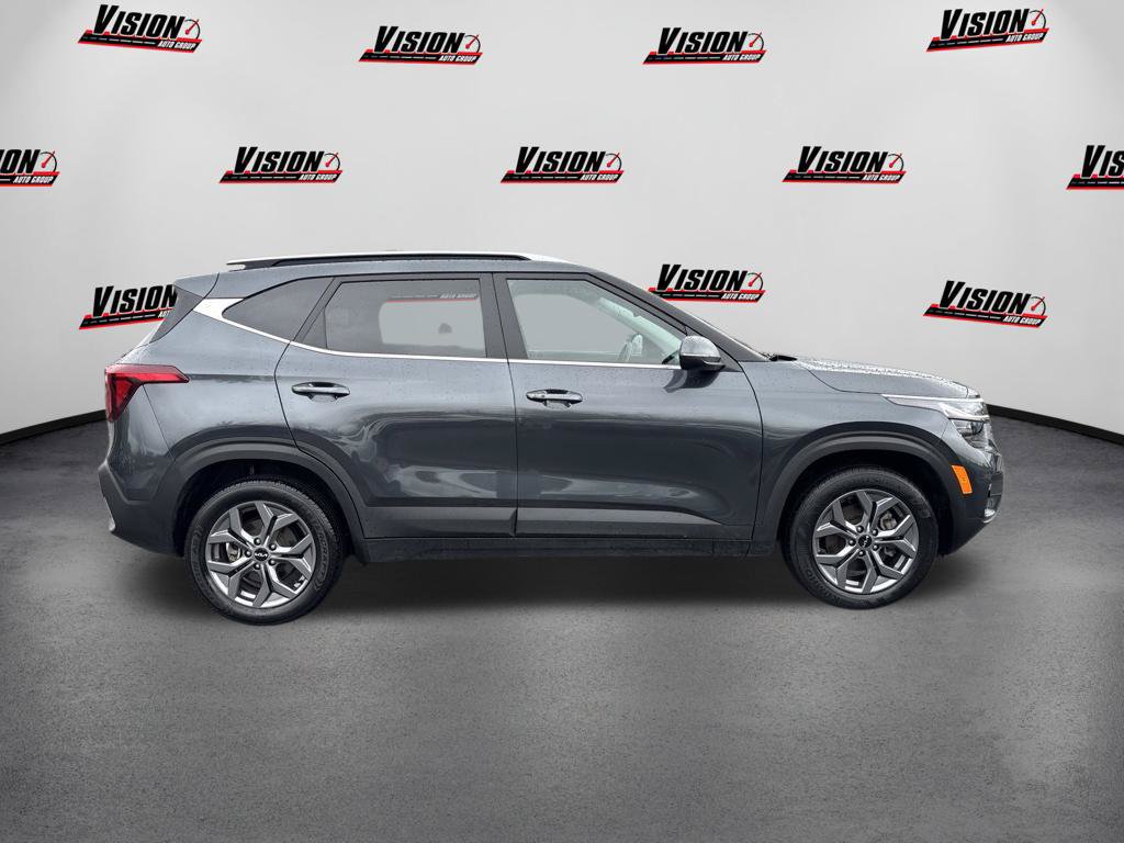 Used 2024 Kia Seltos S AWD/4WD image 4