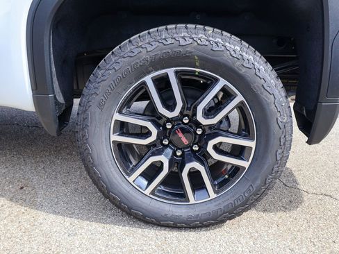 New 2026 GMC Sierra 1500 AT4 image 34