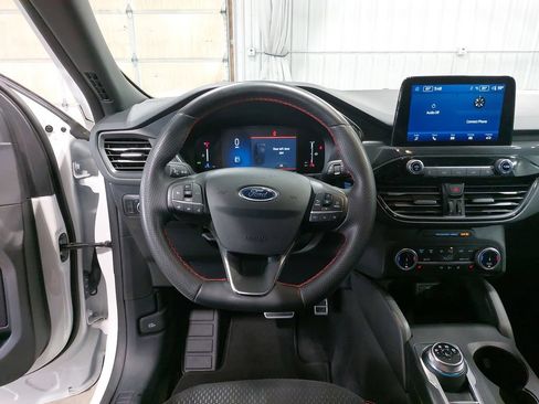 Used 2024 Ford Escape ST-Line AWD/4WD image 16