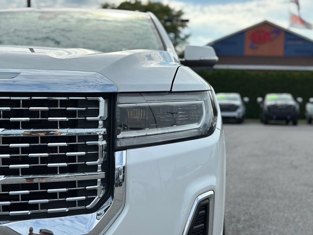 Certified 2023 GMC Acadia Denali w/ Denali Ultimate Package AWD/4WD image 41
