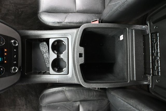 Used 2012 GMC Yukon XL SLT w/ SLT-2 Equipment Package AWD/4WD image 28