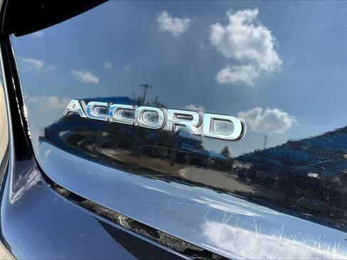 Used 2024 Honda Accord Sport image 17