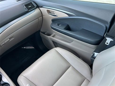 Used 2017 Honda Pilot EX-L image 14
