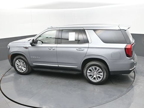 Used 2025 GMC Yukon Denali RWD image 41