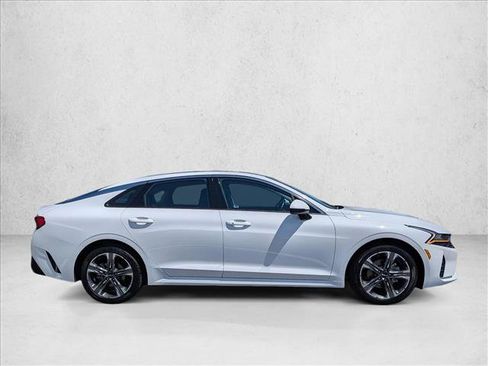 Used 2022 Kia K5 EX FWD image 4