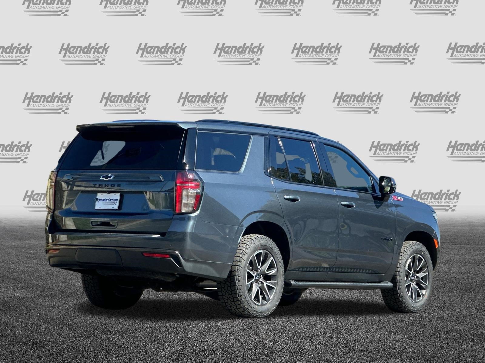 Used 2021 Chevrolet Tahoe Z71 w/ Luxury Package AWD/4WD image 5