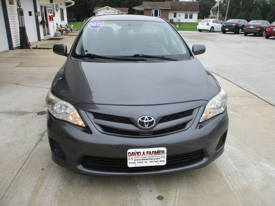 Used 2012 Toyota Corolla LE FWD image 18