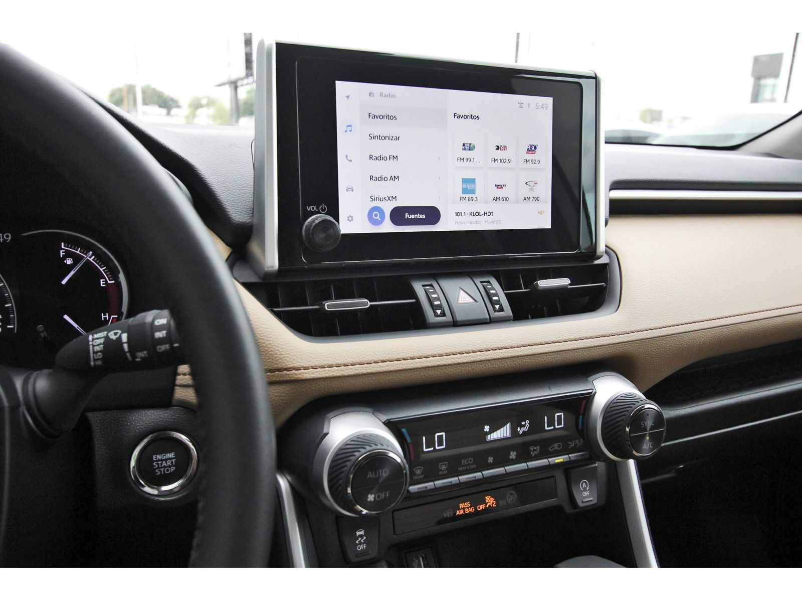 Used 2024 Toyota RAV4 XLE Premium FWD image 24