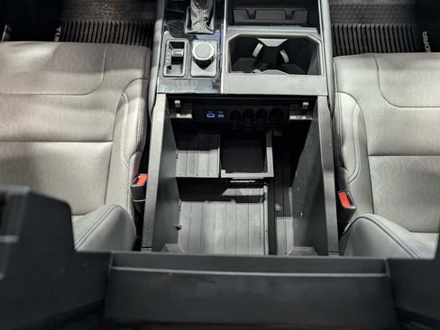 Used 2023 Toyota Tundra Limited image 19