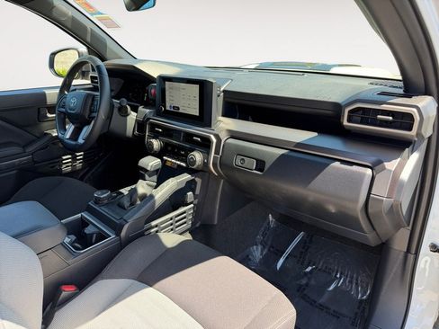 Used 2025 Toyota 4Runner TRD Sport AWD/4WD image 26
