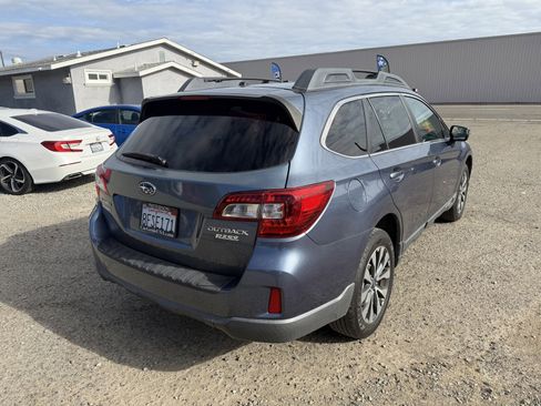 Used 2015 Subaru Outback 2.5i Limited image 3