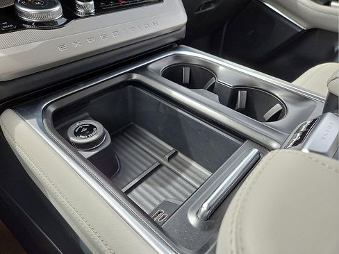 New 2026 Ford Expedition Max Active image 23