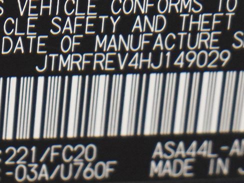 Used 2017 Toyota RAV4 XLE w/ Protection Package AWD/4WD image 26