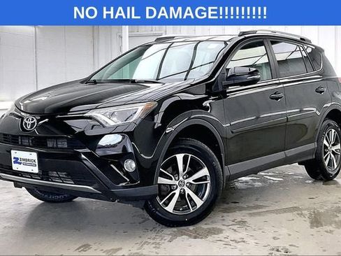 Used 2016 Toyota RAV4 XLE AWD/4WD image 2