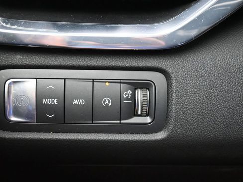 Used 2026 GMC Acadia Elevation w/ Elevation Premium Package AWD/4WD image 15