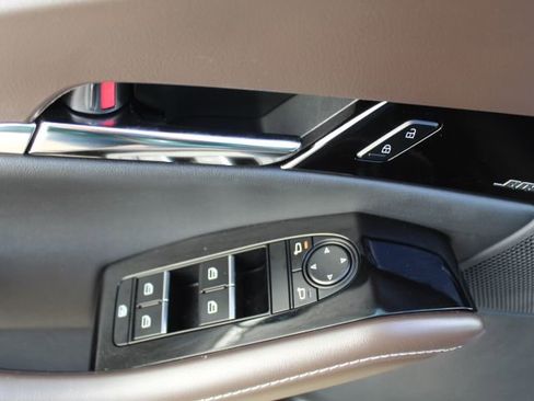 Certified 2025 MAZDA CX-30 2.5 Turbo w/ Premium Package image 14