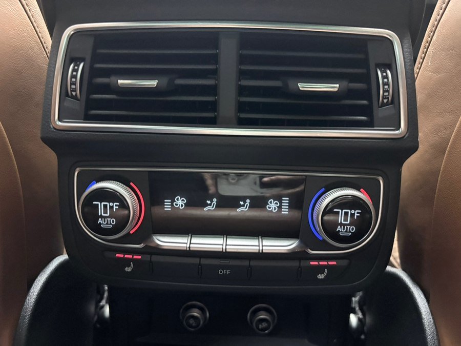 Used 2019 Audi Q7 3.0T Prestige w/ Prestige Package AWD/4WD image 36