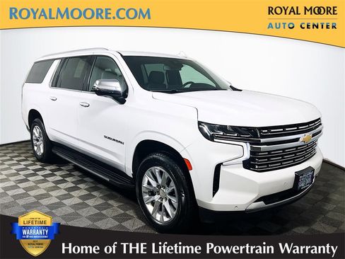 Used 2023 Chevrolet Suburban Premier image 1