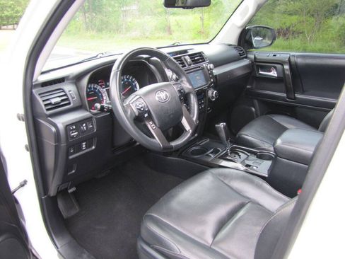 Used 2019 Toyota 4Runner Limited RWD image 13