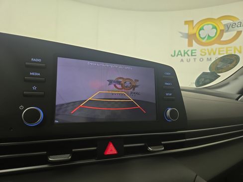 Used 2023 Hyundai Elantra SEL image 21