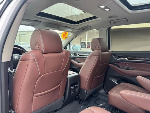Used 2021 Buick Enclave Avenir w/ Avenir Technology Package image 15