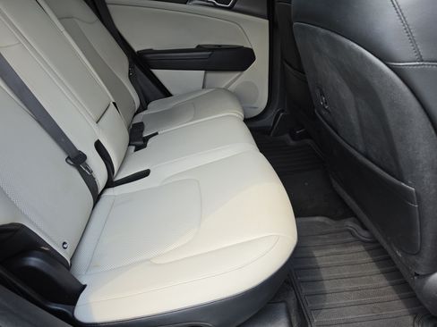 Used 2023 Kia Sportage EX FWD image 12