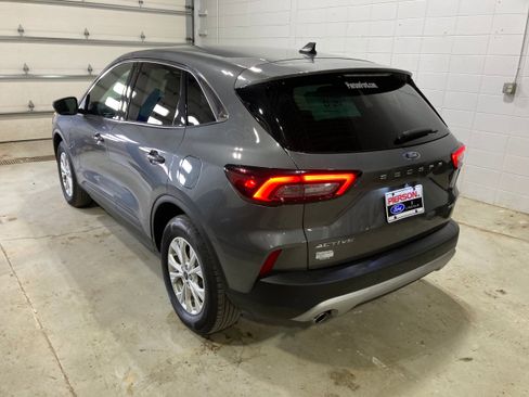 Used 2024 Ford Escape Active w/ Tech Pack #1 AWD/4WD image 14