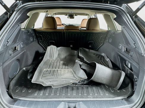 Used 2023 Subaru Outback Touring XT image 22