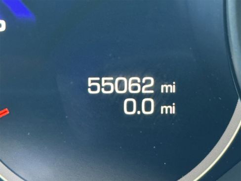 Used 2020 Porsche Cayenne image 28