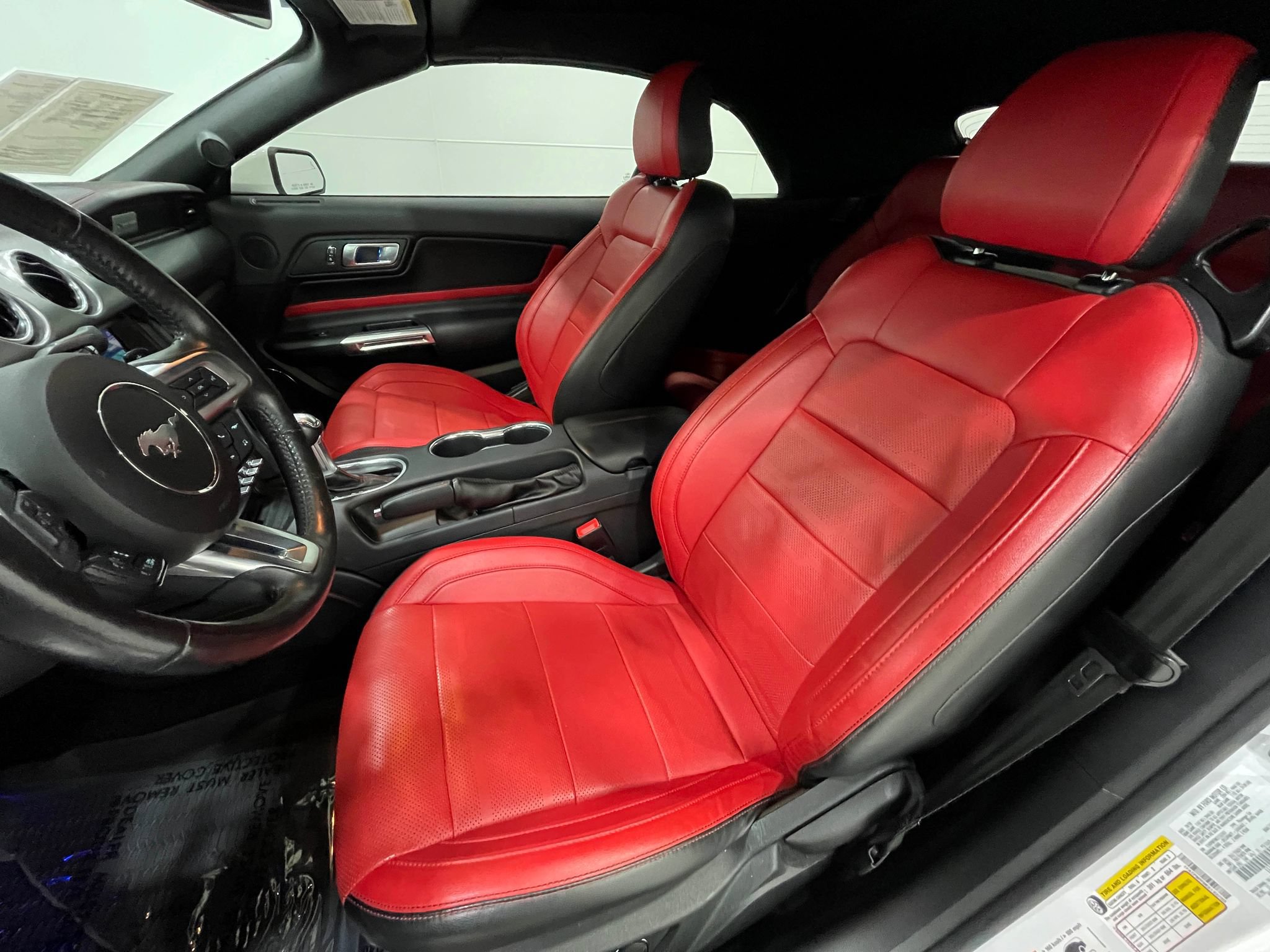 Used 2019 Ford Mustang GT Premium w/ Equipment Group 401A RWD image 13
