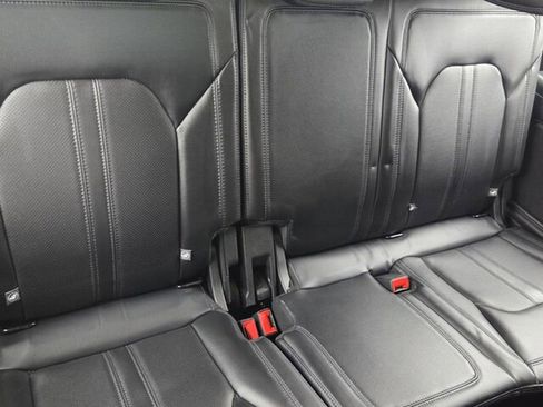 Used 2019 Ford Expedition Limited image 14