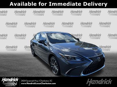 New 2025 Lexus ES 350 w/ Premium Package