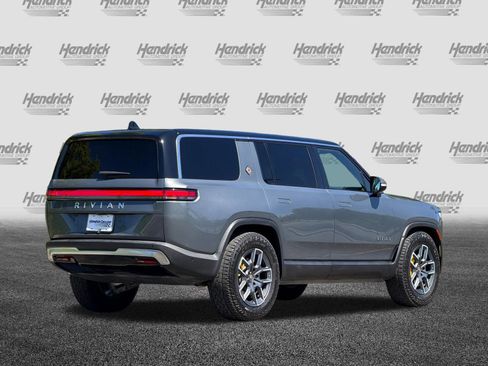 Used 2022 Rivian R1S Launch Edition image 5