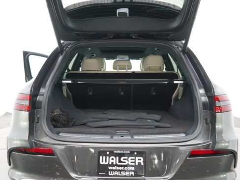 Used 2023 Genesis Electrified GV70 AWD/4WD image 16