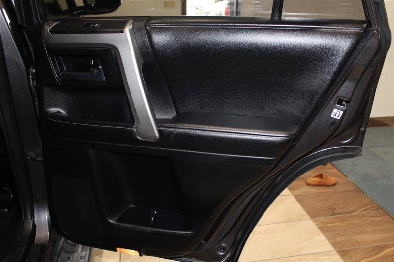 Used 2014 Toyota 4Runner SR5 Premium AWD/4WD image 32