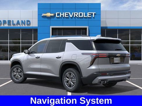 New 2026 Chevrolet Traverse LT image 4