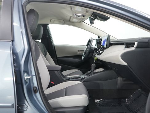 Used 2023 Toyota Corolla LE image 10
