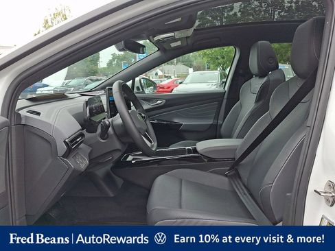 Certified 2025 Volkswagen ID.4 Pro S AWD/4WD image 18