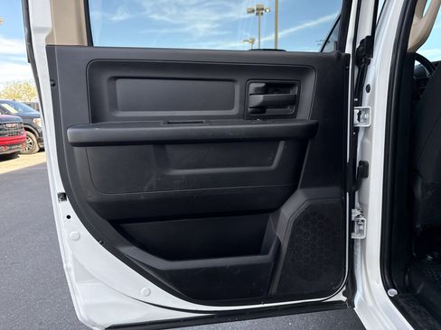 Used 2020 RAM 4500 Tradesman w/ Chrome Appearance Group image 37