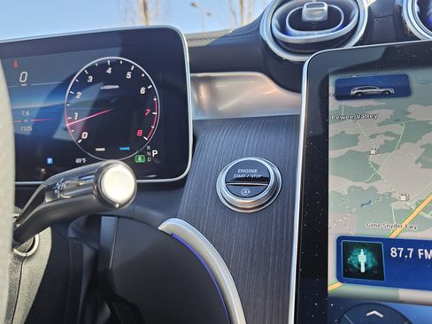 Certified 2025 Mercedes-Benz GLC 300 4MATIC image 44