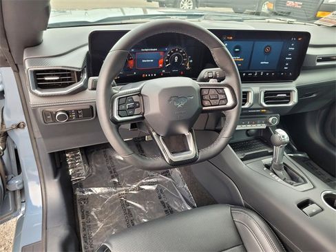 Used 2024 Ford Mustang GT Premium image 11