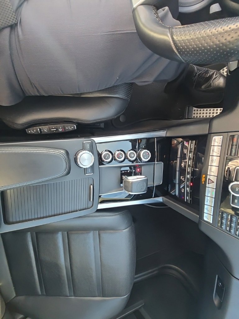 Used 2014 Mercedes-Benz E 63 AMG 4MATIC Sedan image 25